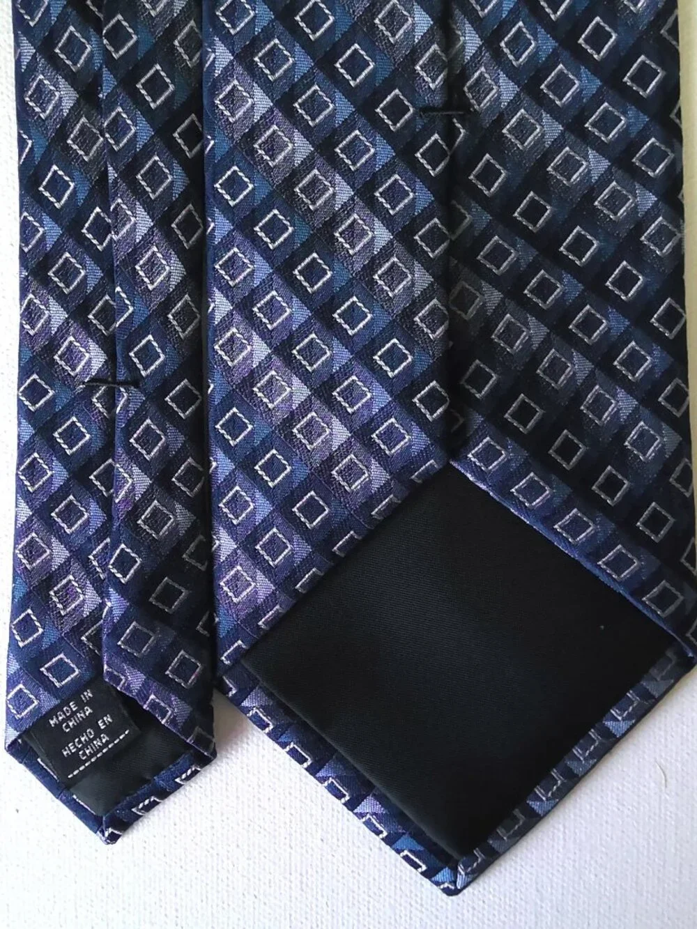Perry Ellis perry ellis